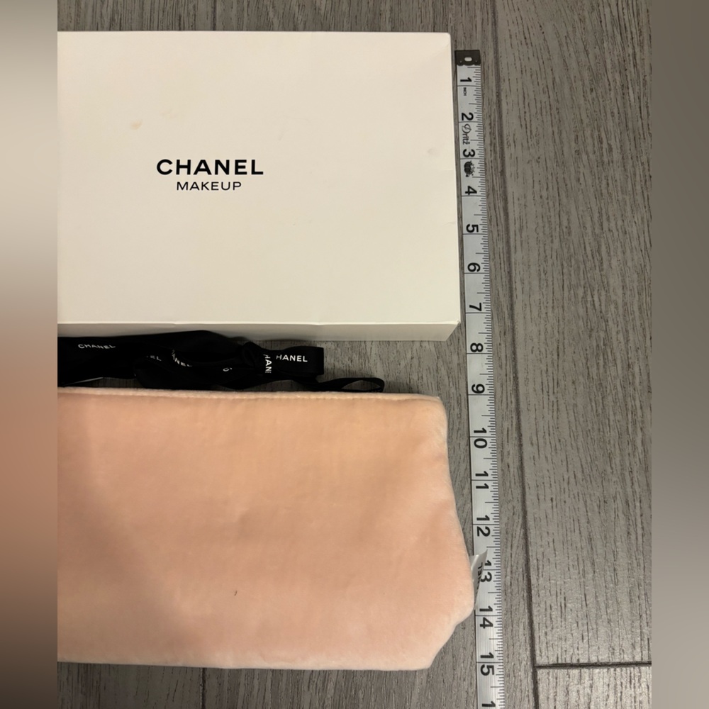 NWOT Chanel Makeup Cosmetic Bag | Pink Velour/Velvet - Picture 11 of 11